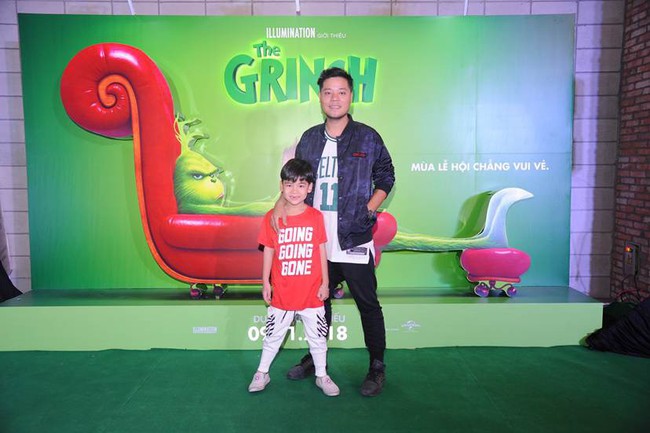 Gia đ&igrave;nh L&yacute; Hải - Minh H&agrave; dắt d&iacute;u nhau đến xem bom tấn hoạt h&igrave;nh do ch&iacute;nh bố Hải lồng tiếng - Ảnh 12.