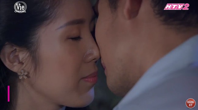 Gạo nếp gạo tẻ: Fan chờ d&agrave;i cổ tới 80 tập phim cuối c&ugrave;ng cũng được xem Hương - Tường h&ocirc;n m&ocirc;i nồng n&agrave;n - Ảnh 3.