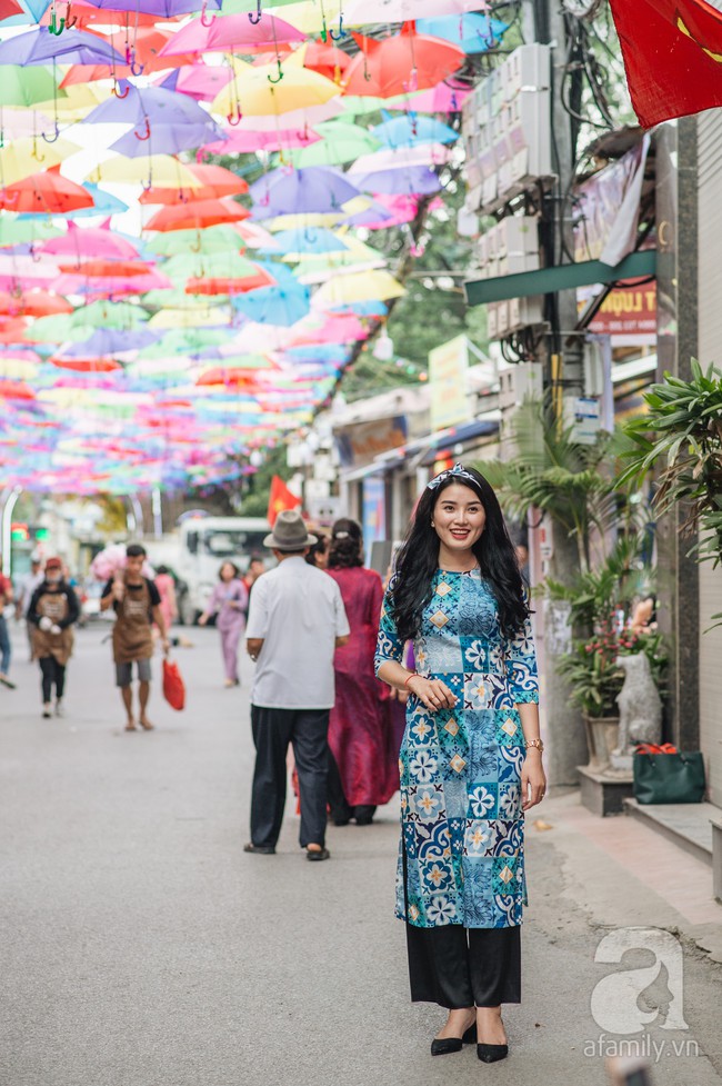 Cần gì tới Bồ Đào Nha, ngay ở Vạn Phúc cũng có con đường ô đẹp xuất sắc để check-in - Ảnh 7.