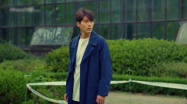 Hyun Bị bị kẻ từ c&otilde;i chết quay về &aacute;m s&aacute;t, t&eacute; lầu ngay trước mặt Park Shin Hye - Ảnh 6.