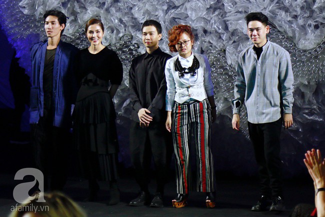 Lần đầu ti&ecirc;n vợ chồng Tăng Thanh H&agrave; c&ocirc;ng khai l&agrave;m điều n&agrave;y giữa đ&aacute;m đ&ocirc;ng  - Ảnh 1.