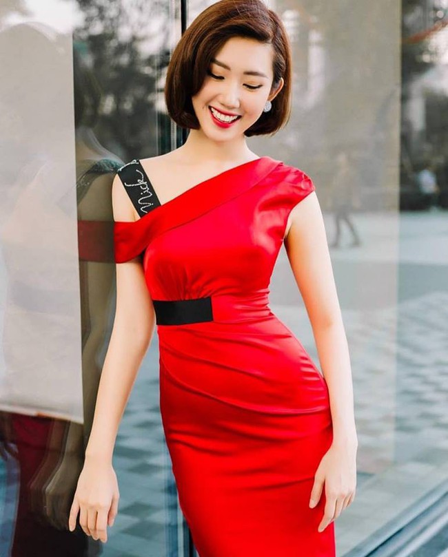 Soi nhất cử nhất động của sao Việt (19/12) - Ảnh 12.