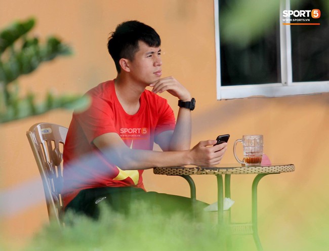 Đ&igrave;nh Trọng: Ch&acirc;n t&ocirc;i vẫn hơi đau, c&agrave;ng thi đấu sẽ c&agrave;ng bị nặng th&ecirc;m&rdquo; - Ảnh 1.