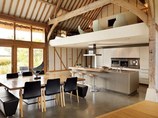 Nhà bếp dưới gác lửng - giải pháp hoàn hảo cho một ngôi nhà cần tiết kiệm không gian tối đa - Ảnh 6.