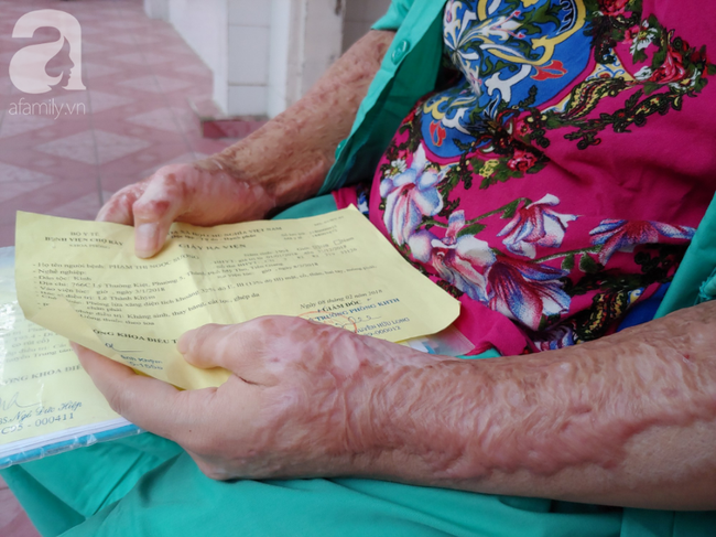 Thương t&acirc;m mẹ trẻ bị lửa xăng đốt n&aacute;t da thịt, một m&igrave;nh chống chọi đau đớn trong viện: &ldquo;Giờ t&ocirc;i chỉ sống v&igrave; con&rdquo; - Ảnh 8.