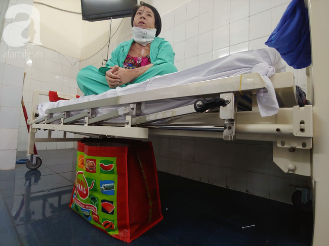 Thương t&acirc;m mẹ trẻ bị lửa xăng đốt n&aacute;t da thịt, một m&igrave;nh chống chọi đau đớn trong viện: &ldquo;Giờ t&ocirc;i chỉ sống v&igrave; con&rdquo; - Ảnh 12.
