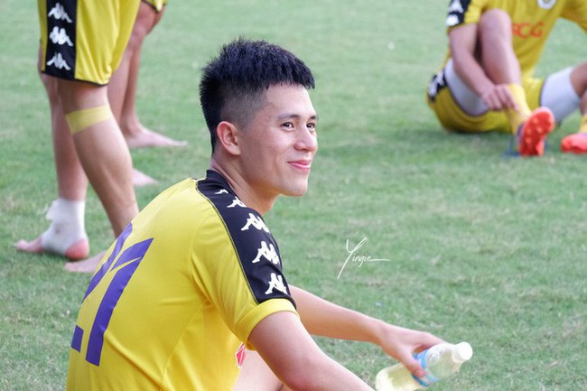 Đ&igrave;nh Trọng b&igrave;nh luận gỡ rối cho cặp đ&ocirc;i su&yacute;t chia tay v&igrave; c&ocirc; g&aacute;i qu&aacute; h&acirc;m mộ Trọng sơ vin - Ảnh 4.