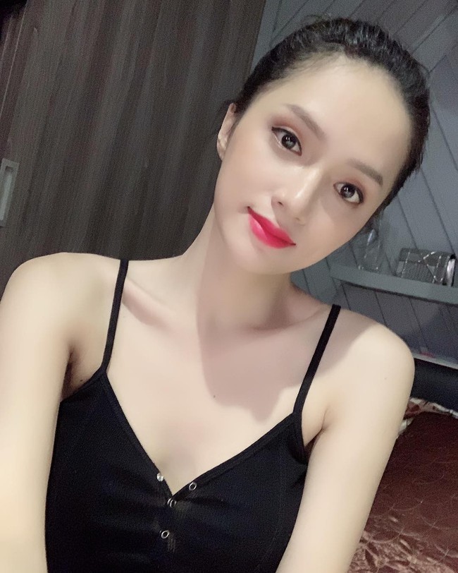 Soi nhất cử nhất động của sao Việt (9/12) - Ảnh 4.