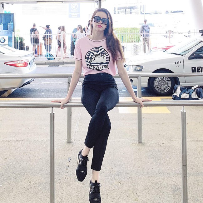 Soi nhất cử nhất động của sao Việt (9/12) - Ảnh 2.