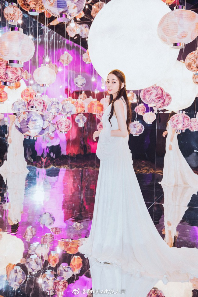 Địch Lệ Nhiệt Ba xuất hiện lung linh tại sự kiện: Vẻ đẹp ti&ecirc;n nữ gi&aacute;ng trần l&agrave; c&oacute; thật! - Ảnh 5.