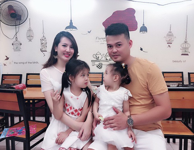 Nữ cảnh s&aacute;t giao th&ocirc;ng g&acirc;y sốt MXH v&igrave; xinh đẹp, trẻ trung như người mẫu, h&oacute;a ra đ&atilde; 2 con, lại được chồng y&ecirc;u chiều hết mực - Ảnh 3.