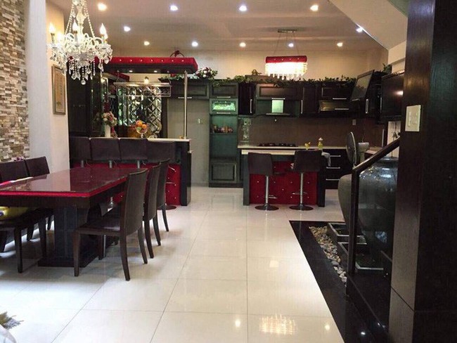Cận cảnh biệt thự triệu USD lộng lẫy, rộng hơn 500m2 của Qu&aacute;ch Th&agrave;nh Danh tại S&agrave;i G&ograve;n - Ảnh 13.