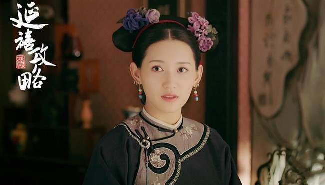Both demonstrators seduce both Qian Long, but the Both demonstrators seduce both Qian Long, but the