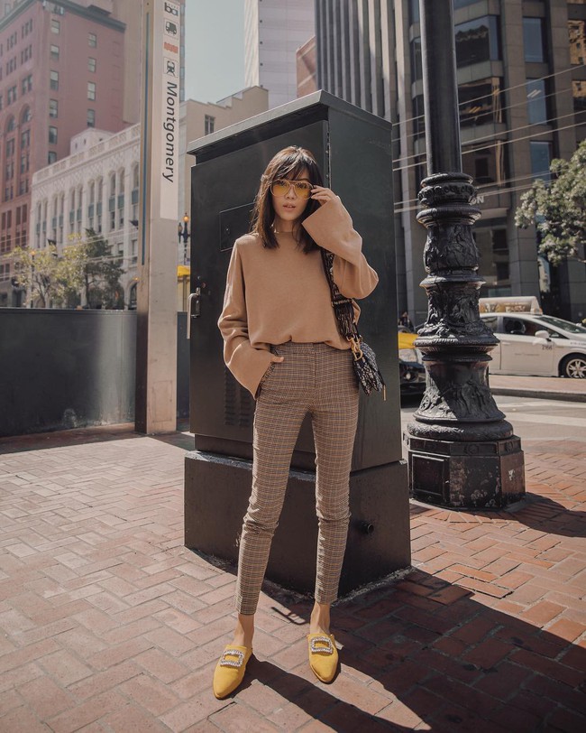 Trời chớm thu, loạt hot trend của m&ugrave;a mới đều g&oacute;p mặt trong street style tuần n&agrave;y của c&aacute;c qu&yacute; c&ocirc; ch&acirc;u &Aacute; - Ảnh 8.