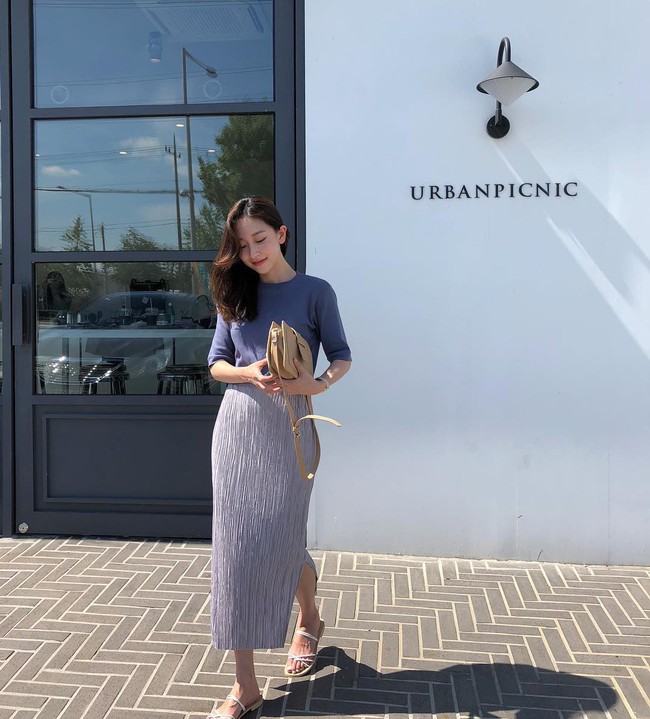 Trời chớm thu, loạt hot trend của m&ugrave;a mới đều g&oacute;p mặt trong street style tuần n&agrave;y của c&aacute;c qu&yacute; c&ocirc; ch&acirc;u &Aacute; - Ảnh 11.