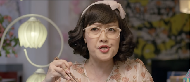 Đ&aacute;m cưới con g&aacute;i m&igrave;nh m&agrave; V&acirc;n Dung - Ch&iacute; Trung diện đồ đỏ ch&oacute;i h&uacute;t hết sự ch&uacute; &yacute; - Ảnh 3.