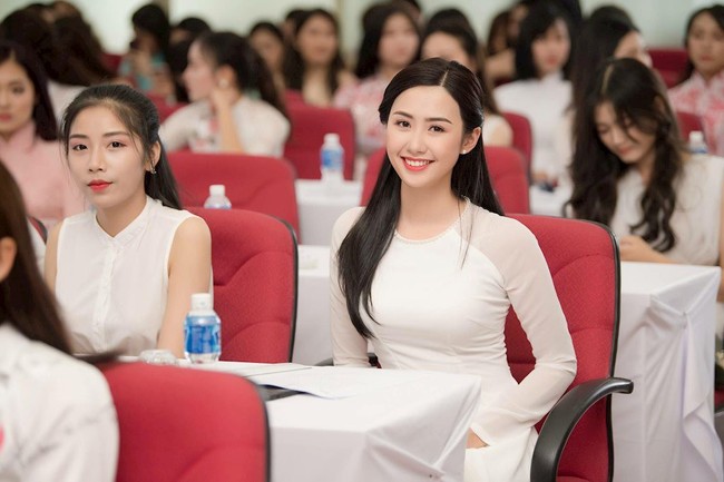Ngỡ ngàng trước nhan sắc đời thường của 5 thí sinh nổi bật nhất Hoa hậu Việt Nam 2018 - Ảnh 22.