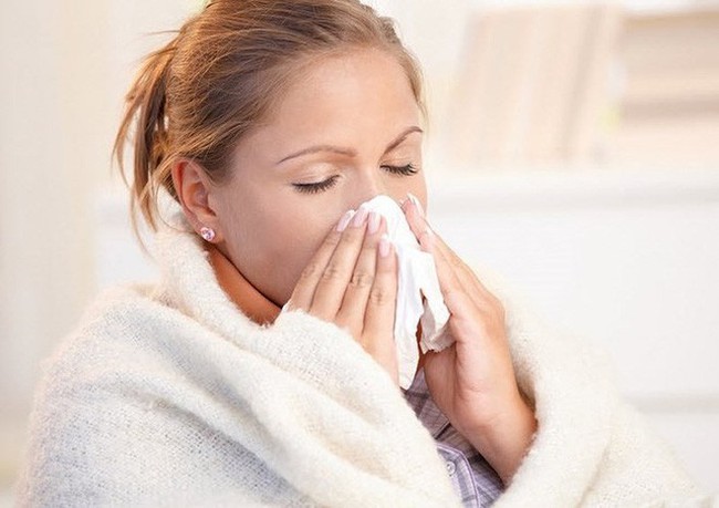 Chảy nước d&atilde;i khi ngủ: Dấu hiệu cảnh b&aacute;o bệnh nguy hiểm - Ảnh 9.