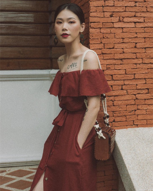Muốn diện đồ đơn giản m&agrave; kh&ocirc;ng bị nh&agrave;m ch&aacute;n, c&aacute;c n&agrave;ng h&atilde;y ngắm qua street style Ch&acirc;u &Aacute; tuần n&agrave;y xem sao  - Ảnh 11.