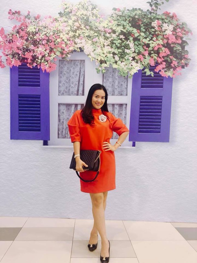 B&iacute; quyết hạnh ph&uacute;c của hai người phụ nữ c&ugrave;ng chồng đi qua thị phi: V&acirc;n Anh vợ đại gia kim cương v&agrave; Anh Thơ b&agrave; x&atilde; B&igrave;nh MInh - Ảnh 6.