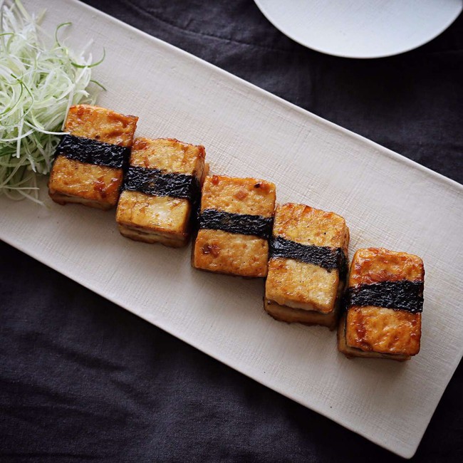 Đậu phụ l&agrave;m theo kiểu n&agrave;y đảm bảo cả nh&agrave; ai cũng gắp lấy gắp để - Ảnh 7.