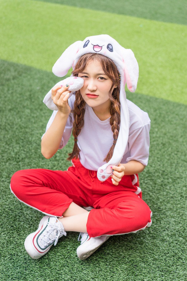 Han Sara li&ecirc;n tục tung chi&ecirc;u để &ldquo;thả th&iacute;nh trai đẹp - Ảnh 5.