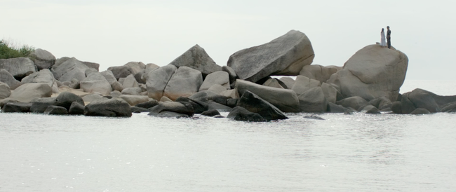 Hậu duệ Mặt trời: Khả Ng&acirc;n cố gắng qu&ecirc;n nhưng cứ đứng trước đại &uacute;y Song Lu&acirc;n l&agrave; lại y&ecirc;u say đắm - Ảnh 8.