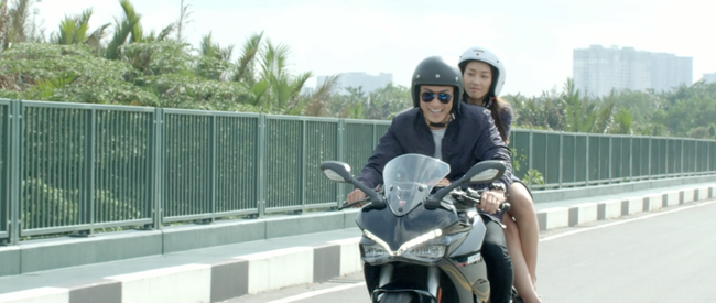 Hậu duệ Mặt trời: Khả Ng&acirc;n cố gắng qu&ecirc;n nhưng cứ đứng trước đại &uacute;y Song Lu&acirc;n l&agrave; lại y&ecirc;u say đắm - Ảnh 14.