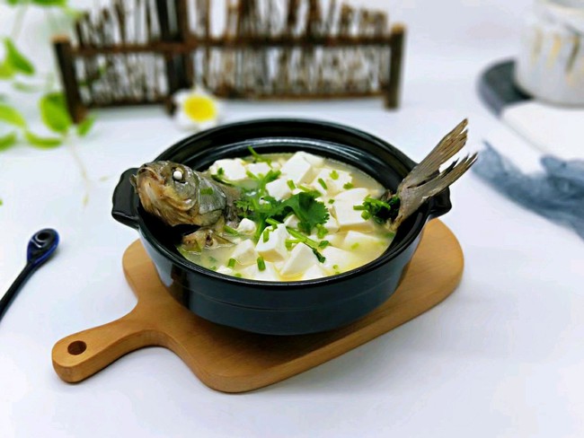 Kh&ocirc;ng ngờ khi kết hợp nguy&ecirc;n liệu n&agrave;y m&oacute;n canh c&aacute; lại trở n&ecirc;n ngon như vậy!  - Ảnh 7.