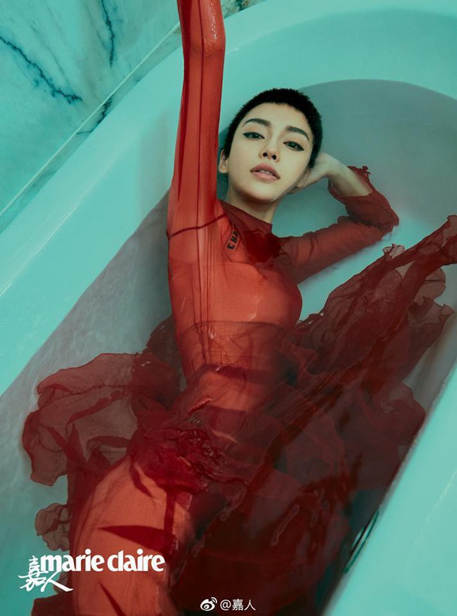 Quay phim bận rộn, Angela Baby mang theo qu&yacute; tử Bọt Biển Nhỏ sang tận Rome để tiện chăm s&oacute;c - Ảnh 11.