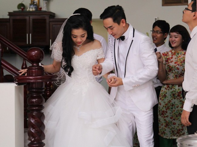 Nh&agrave; g&aacute;i y&ecirc;u cầu h&ocirc;n lễ ho&agrave;nh tr&aacute;ng, mẹ chồng tung chi&ecirc;u ngay trong ng&agrave;y cưới khiến n&agrave;ng d&acirc;u chết lặng - Ảnh 2.