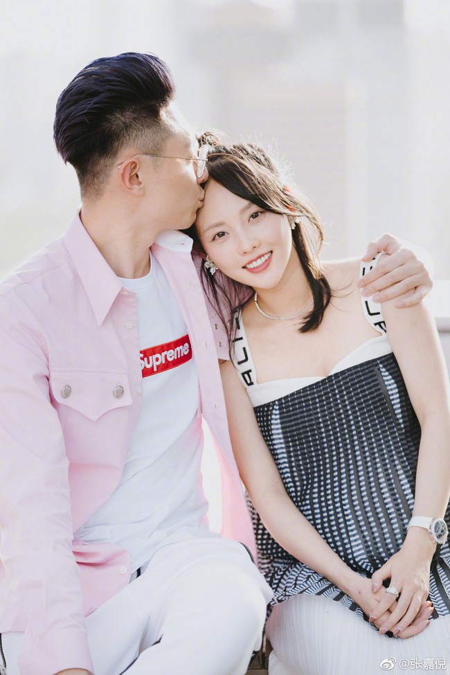 So sánh 6 hot mom Cbiz : Sắc vóc gây choáng nhất không phải Angela Baby mà là mỹ nhân này của Diên Hi Công Lược - Ảnh 52. So sánh 6 hot mom Cbiz : Sắc vóc gây choáng nhất không phải Angela Baby mà là mỹ nhân này của Diên Hi Công Lược - Ảnh 52.