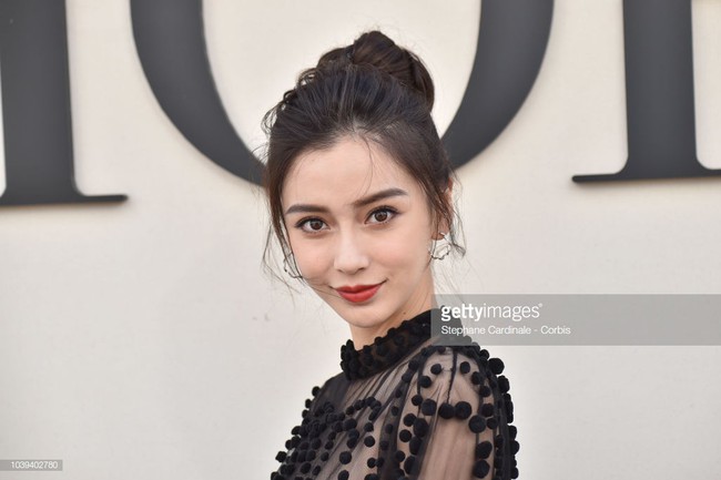 Ống k&iacute;nh ph&oacute;ng vi&ecirc;n nước ngo&agrave;i chứng minh Angela Baby sở hữu nhan sắc đỉnh cao kh&ocirc;ng t&igrave; vết - Ảnh 5.