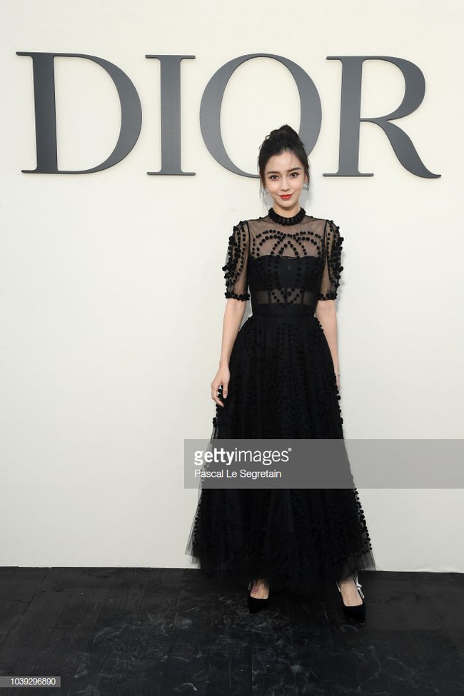 Ống k&iacute;nh ph&oacute;ng vi&ecirc;n nước ngo&agrave;i chứng minh Angela Baby sở hữu nhan sắc đỉnh cao kh&ocirc;ng t&igrave; vết - Ảnh 9.