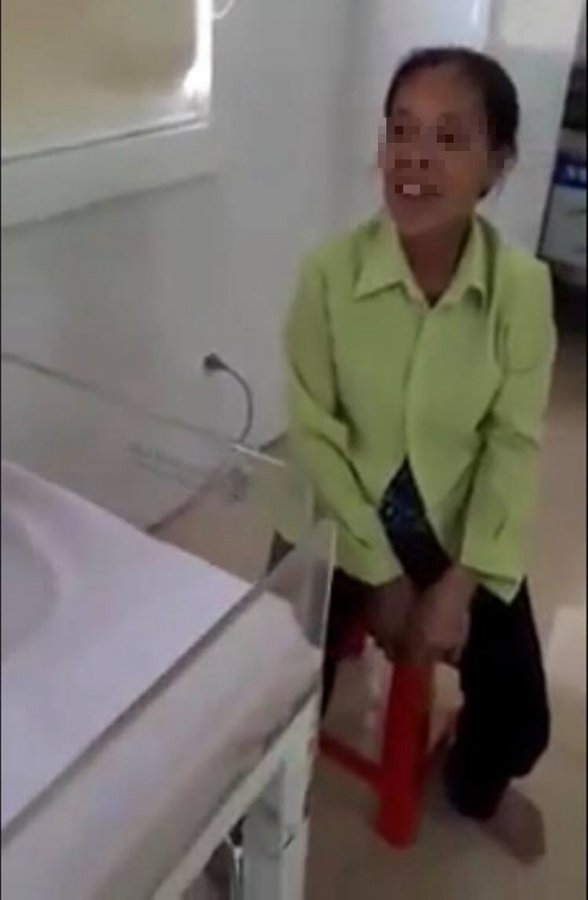 Th&aacute;i Nguy&ecirc;n: Nghi &aacute;n b&eacute; trai sơ sinh bị mẹ đẻ rơi rồi nh&eacute;t xuống hố nh&agrave; vệ sinh - Ảnh 3.