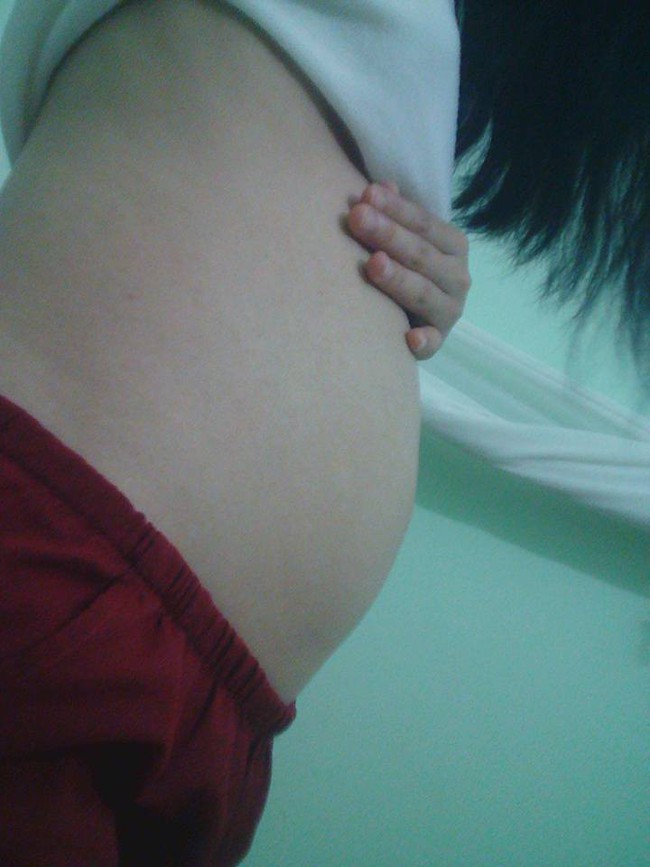 Kể khổ bầu 18 tuần chẳng thấy bụng, nhờ mẹ chồng mua đồ tẩm bổ kh&ocirc;ng được, c&ocirc; g&aacute;i lại bị chị em mắng te tua - Ảnh 2.