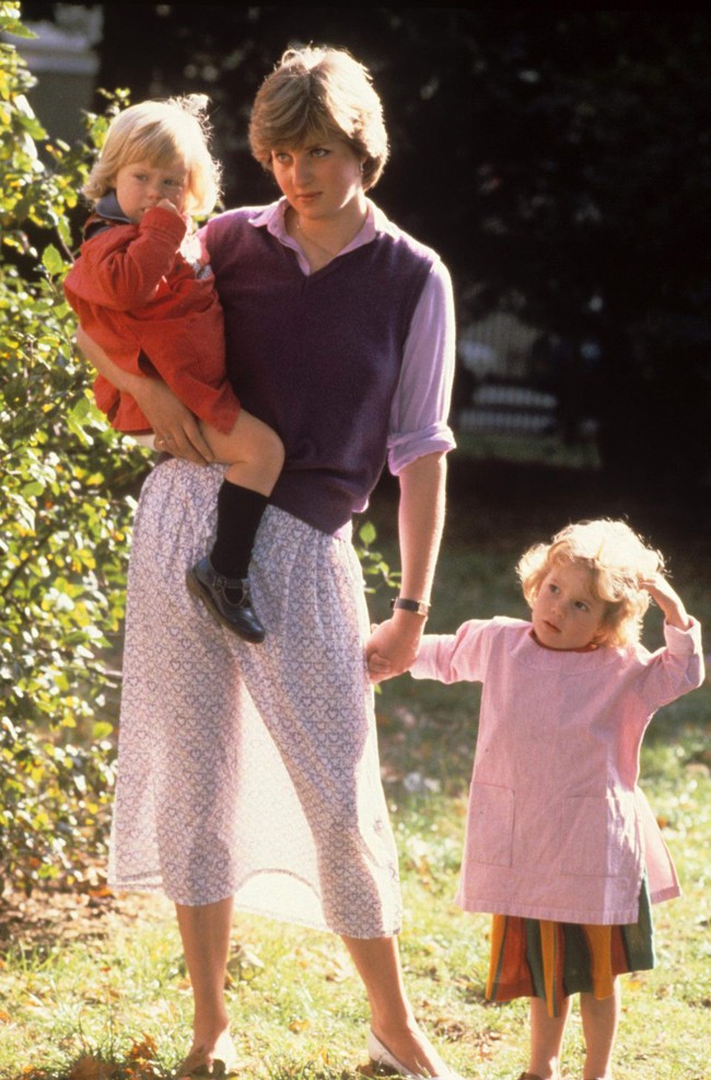 Người h&acirc;m mộ sốc nặng trước tin C&ocirc;ng nương Diana c&oacute; một người con g&aacute;i b&iacute; mật trước khi kết h&ocirc;n với Th&aacute;i tử Charles v&agrave; đ&acirc;y l&agrave; sự thật - Ảnh 3.