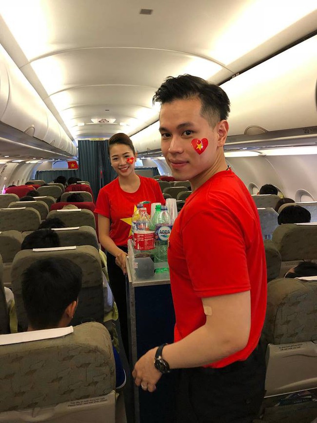 Chuyện đặc biệt giờ mới kể của tiếp viên hàng không trên chuyến chuyên cơ đón đoàn Thể thao Việt Nam ngày 2/9 - Ảnh 3.