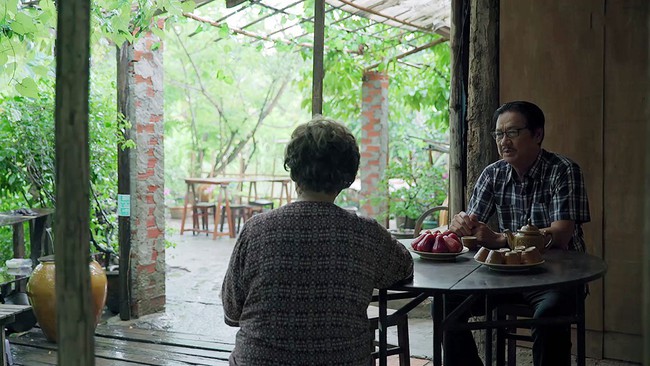 Gạo nếp gạo tẻ: Chuyện thật như... phim, Tường tiếp tục để lại qu&agrave; độc cho Hương nhưng lại bị gia đ&igrave;nh từ chối - Ảnh 2.