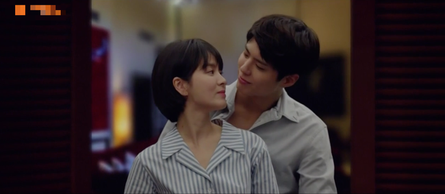 Xem Song Hye Kyo t&igrave;nh tứ &ocirc;m ấp trai trẻ tại Cuba, kh&aacute;n giả cũng muốn được y&ecirc;u ngay! - Ảnh 9.