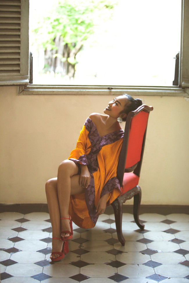 Mẹ Đoan Trang lần đầu thử sức l&agrave;m người mẫu c&ugrave;ng con g&aacute;i - Ảnh 2.