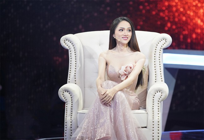 Những h&igrave;nh ảnh khiến ai ngắm cũng phải rụng tim của Hoa hậu Hương Giang khi l&agrave;m nữ ch&iacute;nh Người ấy l&agrave; ai? - Ảnh 5.