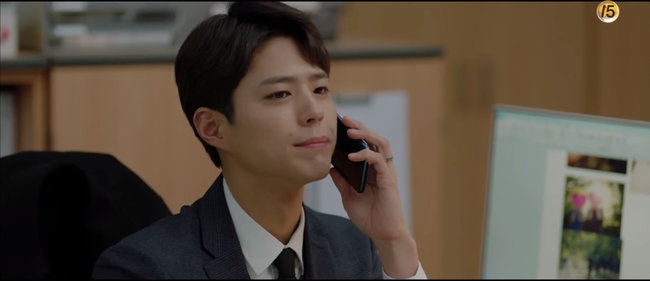 Cứ hễ phi c&ocirc;ng trẻ l&agrave;m tăng ca l&agrave; Song Hye Kyo lại l&agrave;m điều đ&aacute;ng y&ecirc;u n&agrave;y - Ảnh 1.