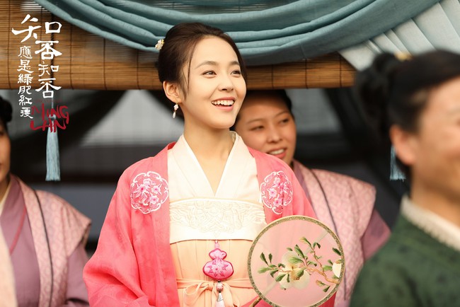 Chị em g&aacute;i n&oacute;i dối kh&ocirc;ng chớp mắt v&igrave; nhau, c&agrave;ng xem c&agrave;ng thấy Triệu Lệ Dĩnh đ&aacute;ng y&ecirc;u thế n&agrave;y  - Ảnh 2.