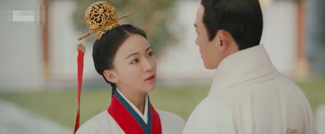 Hạo Lan truyện: Bỏng mắt với cảnh tắm hồ của Ng&ocirc; Cẩn Ng&ocirc;n v&agrave; bạn diễn nữ xinh đẹp  - Ảnh 1.