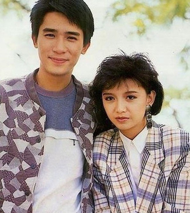 Mỹ nh&acirc;n Cbiz từ chị em th&acirc;n thiết chớp mắt th&agrave;nh kẻ th&ugrave;: Ch&acirc;u Tấn đố kỵ với Triệu Vy, Phạm Băng Băng cướp lu&ocirc;n người y&ecirc;u của bạn - Ảnh 8.