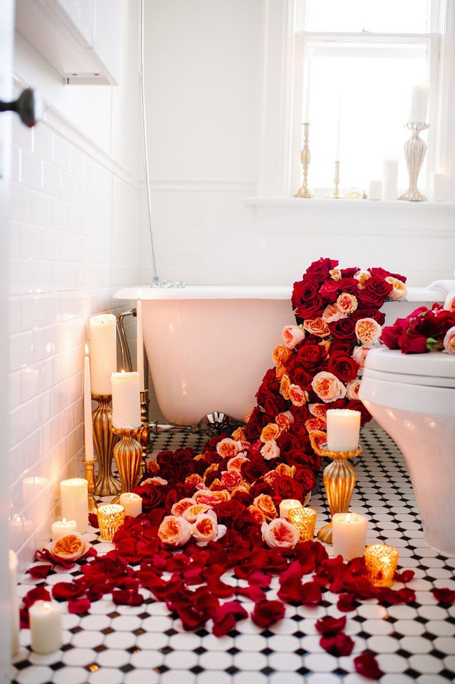 Valentine ngọt ngào với 13 ý tưởng trang trí bồn tắm lãng mạn và quyến rũ - Ảnh 12.