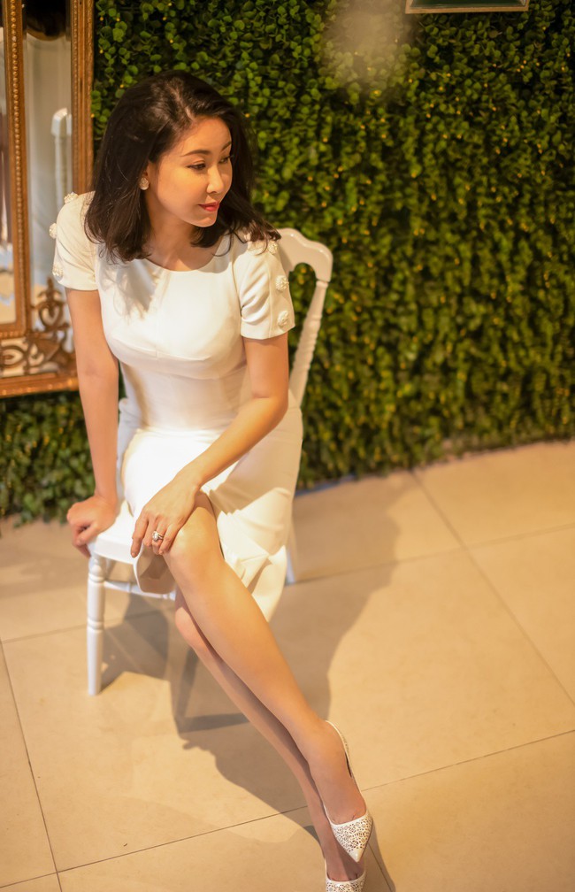 42 tuổi, H&agrave; Kiều Anh đ&aacute;nh bật d&agrave;n mĩ nh&acirc;n showbiz với nhan sắc vượt thời gian - Ảnh 2.