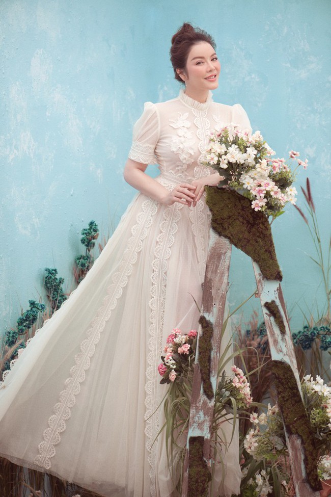 Lỹ Nh&atilde; Kỳ chia sẻ về bạn trai hiện tại, &uacute;p mở chuyện kết h&ocirc;n ở tuổi 37 - Ảnh 2.