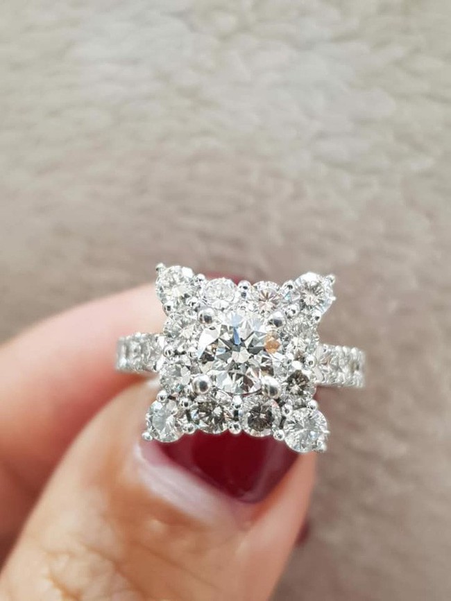 Khoe nhẫn kim cương nửa tỷ đồng c&ugrave;ng chia sẻ ẩn &yacute;, Hồng Quế khiến kh&aacute;n giả x&ocirc;n xao đồn đo&aacute;n đ&atilde; quay lại - Ảnh 2.
